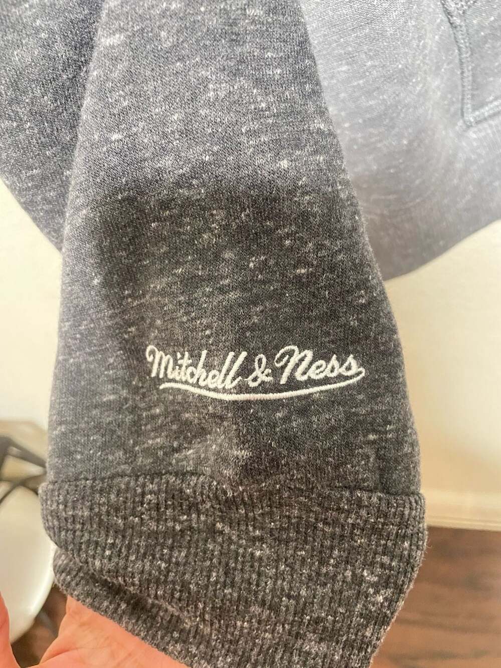 NFL Winning Streak Fleece Hoodie Vintage logo Raiders Size L - Picture 2 of 7